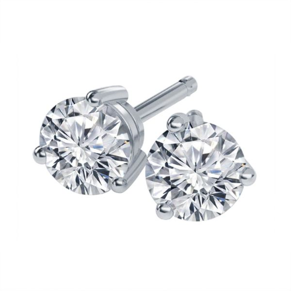 Diamond Studs James Martin Jewelers Dubuque, IA