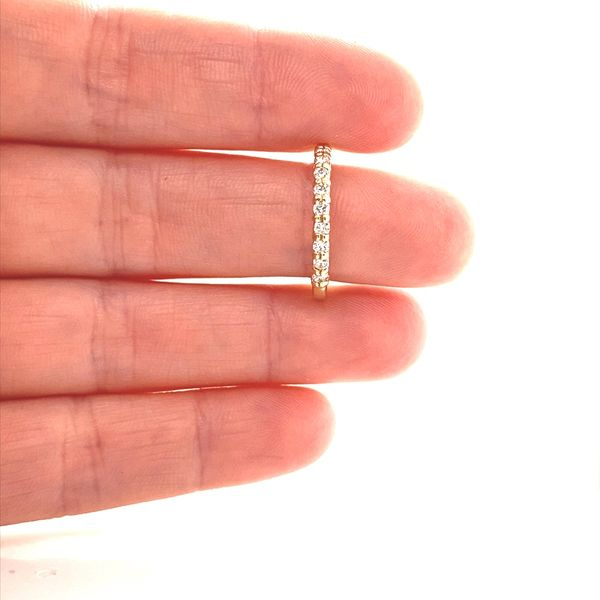 14K Yellow Gold Shared Prong Diamond Band, 0.20cttw Image 2 Jaymark Jewelers Cold Spring, NY