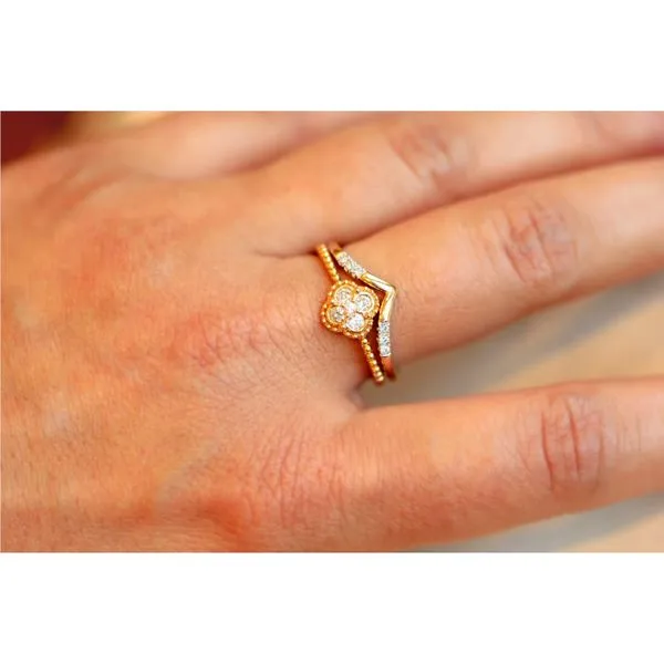 14K Yellow Gold Diamond Clover Ring Image 4 Jaymark Jewelers Cold Spring, NY