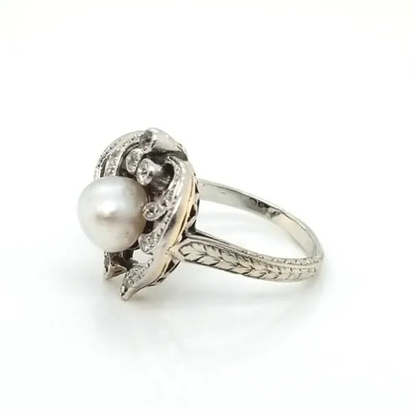 White Gold Pearl & Diamond Estate Ring Image 3 Jaymark Jewelers Cold Spring, NY