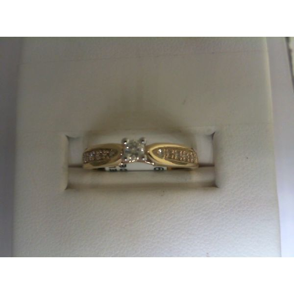 Engagement Ring Image 2 Jewellery Plus Summerside, PE