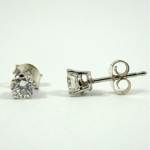 Leo Diamond Studs Joint Venture Jewelry Cary, NC