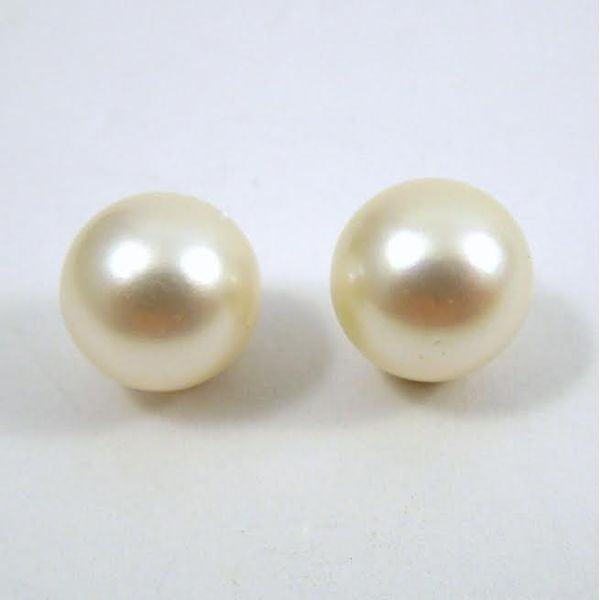 Pearl Studs Joint Venture Jewelry Cary, NC