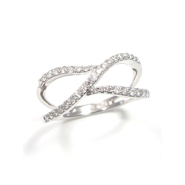 Diamond Ring  in 14K Gold J. Thomas Jewelers Rochester Hills, MI