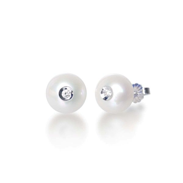 Momento Freshwater Button Pearl Earrings J. Thomas Jewelers Rochester Hills, MI