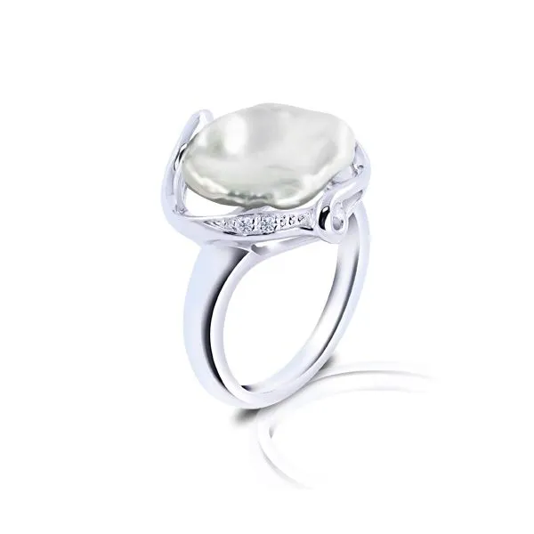 Keshi Pearl Ring J. Thomas Jewelers Rochester Hills, MI