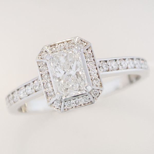 Radiant Cut Diamond Engagement Ring Layne's Jewelry Gonzales, LA