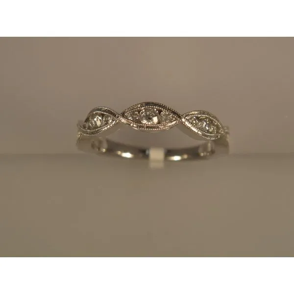 Lady's 14K White Gold Wedding Band w/13 Diamonds Orin Jewelers Northville, MI