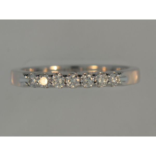 Lady's 14K White Gold Wedding Band w/7 Diamonds Orin Jewelers Northville, MI