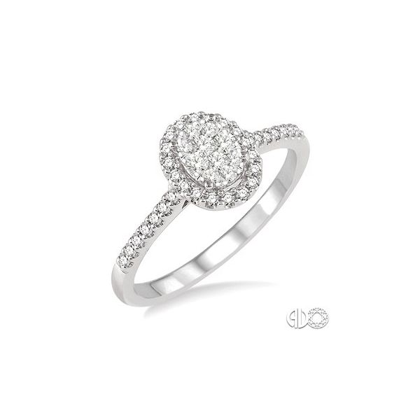 Lady's 14K White Gold Ring w/29 Diamonds Orin Jewelers Northville, MI