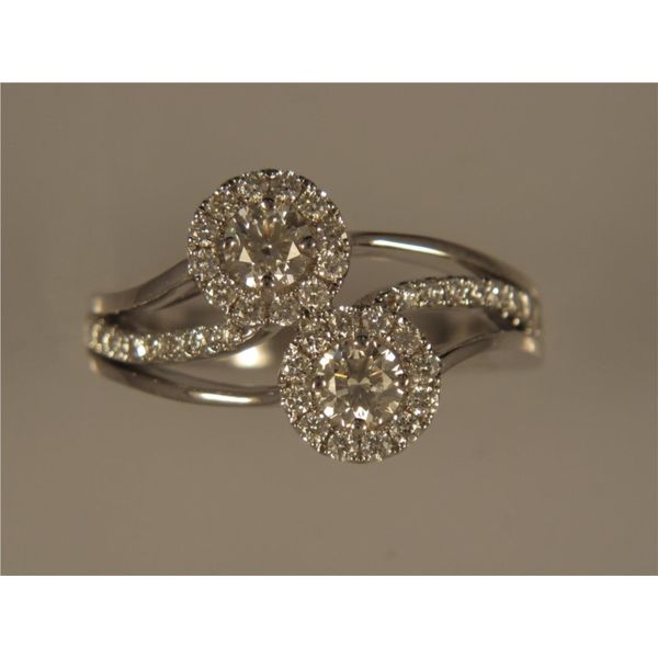 Lady's 18K White Gold Fashion Ring W/44 Diamonds Orin Jewelers Northville, MI