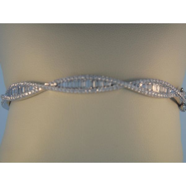 Lady's 18 Karat White Gold Diamond Bangle Bracelet Orin Jewelers Northville, MI