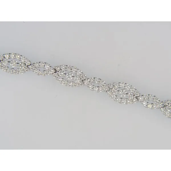 Lady's 18k White Gold Bracelet With Diamonds Orin Jewelers Northville, MI