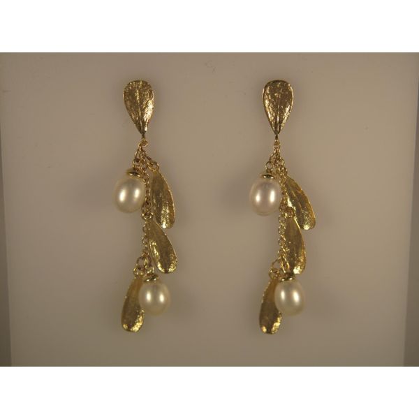 Lady's 14K Yellow Gold Triple Leaf Earrings w/4 Fresh Water Pearls Orin Jewelers Northville, MI