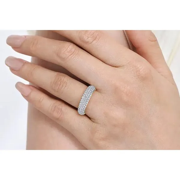 14K White & Yellow Gold 1.01ctw G-H/SI+ Pavé Diamond Anniversary Band Size 6.5 Image 4 Raleigh Diamond Fine Jewelry Raleigh, NC