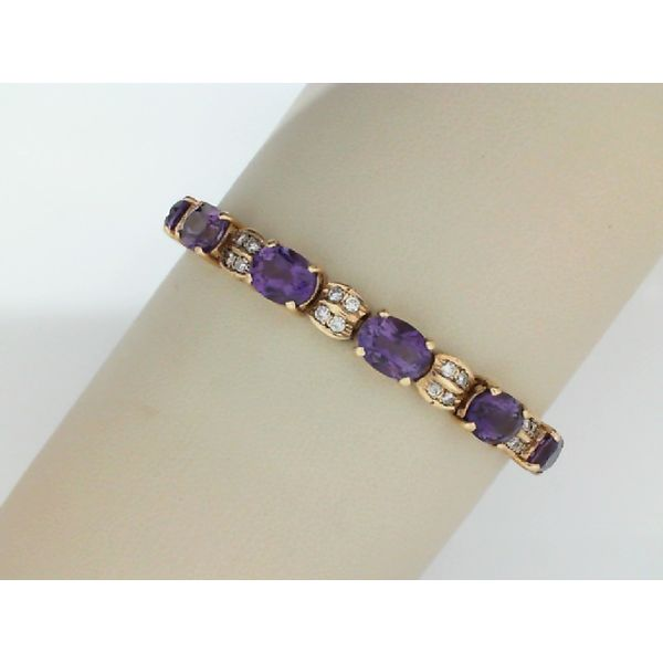 Estate Amethyst Bracelet Image 2 Simones Jewelry, LLC Shrewsbury, NJ