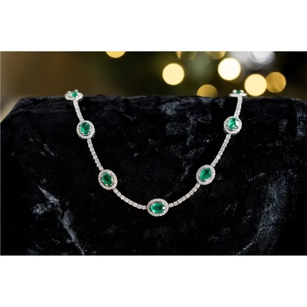 14 Karat White Gold Emerald and Diamond Necklace Toner Jewelers Overland Park, KS