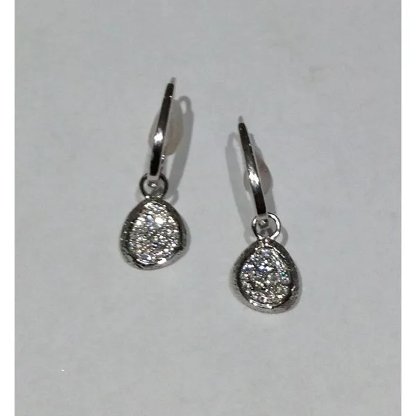 DIAMOND EARRINGS Valentine's Fine Jewelry Dallas, PA