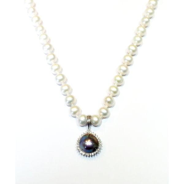 PEARL PENDANTS Valentine's Fine Jewelry Dallas, PA