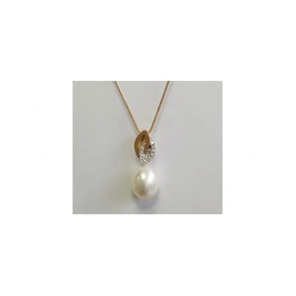 PEARL PENDANTS Valentine's Fine Jewelry Dallas, PA