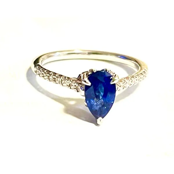 Fashion Ring Van Atkins Jewelers New Albany, MS