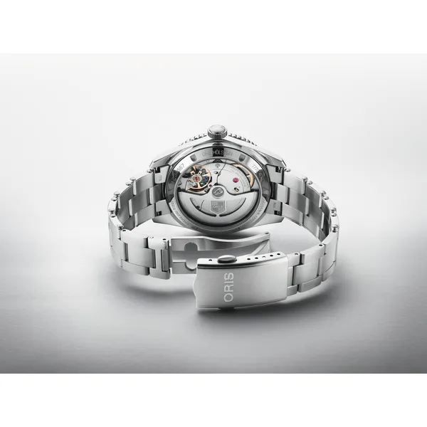 Divers Sixty-Five 12h Calibre 400 Image 2 Victoria Jewellers REGINA, SK