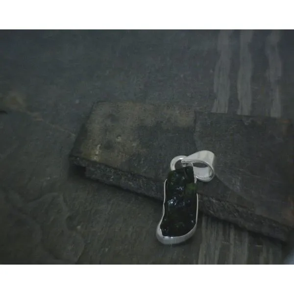 SS BZ Raw Chrome Diopside Pendan Vulcan's Forge LLC KANSAS CITY, MO