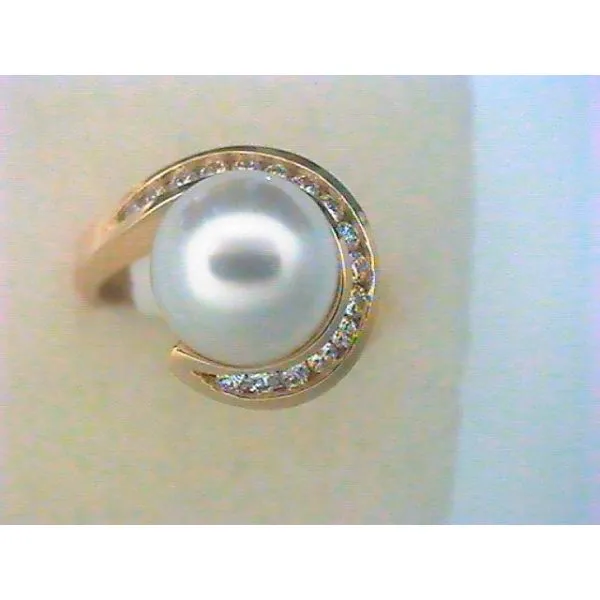 Pearl Ring Whidby Jewelers Madison, GA