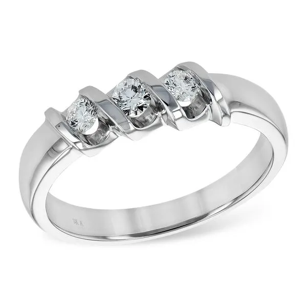 14KT Gold Ladies Wedding Ring Diamond Showcase Longview, WA