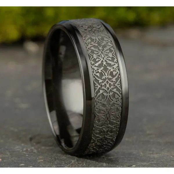 THE CONQUERER Image 4 Richard's Jewelry Berne, IN