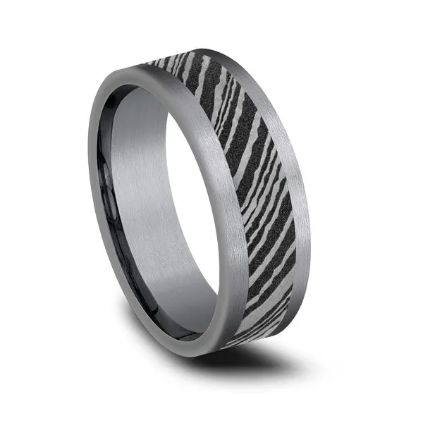 THE BUCK Image 2 Diamond Showcase Longview, WA