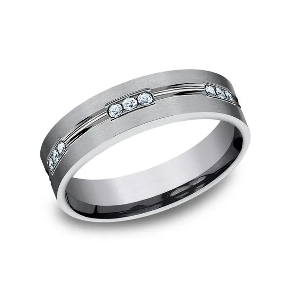 THE KING Diamond Showcase Longview, WA