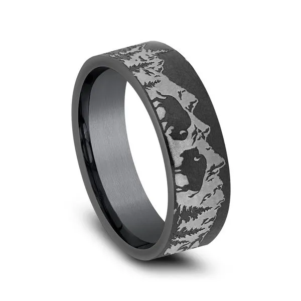 THE ROAMER Image 2 Diamond Showcase Longview, WA