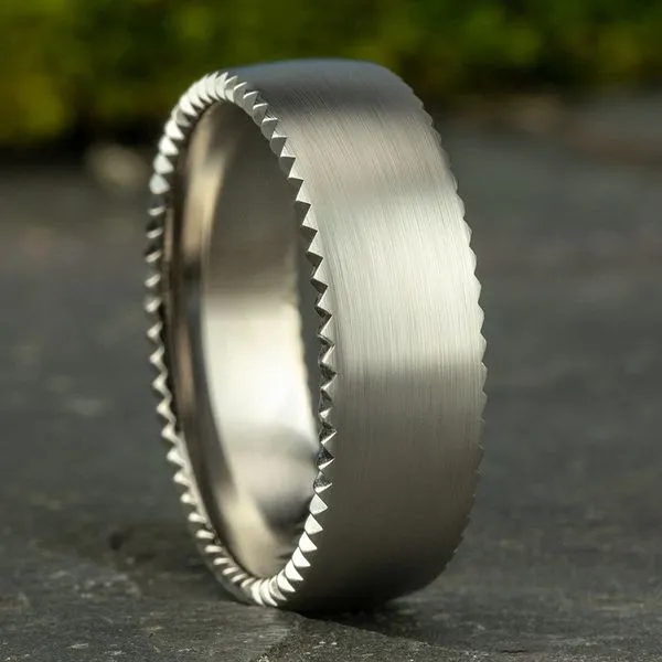 THE SOVEREIGN Image 4 Richard's Jewelry Berne, IN