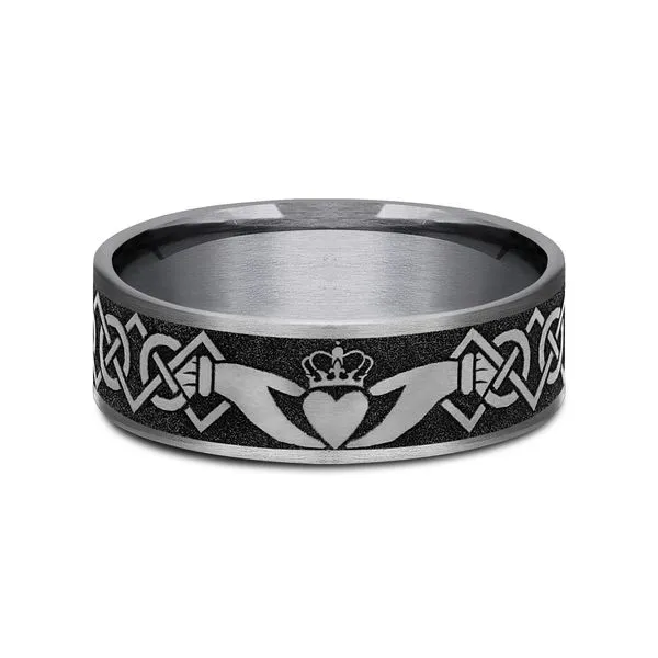 THE CLADDAGH Image 3 Richard's Jewelry Berne, IN