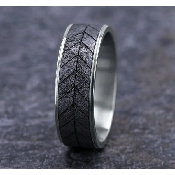 THE CHEVRON Image 4 Diamond Showcase Longview, WA