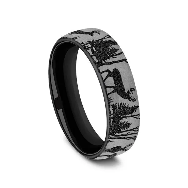 THE WHITETAIL Image 2 Diamond Showcase Longview, WA