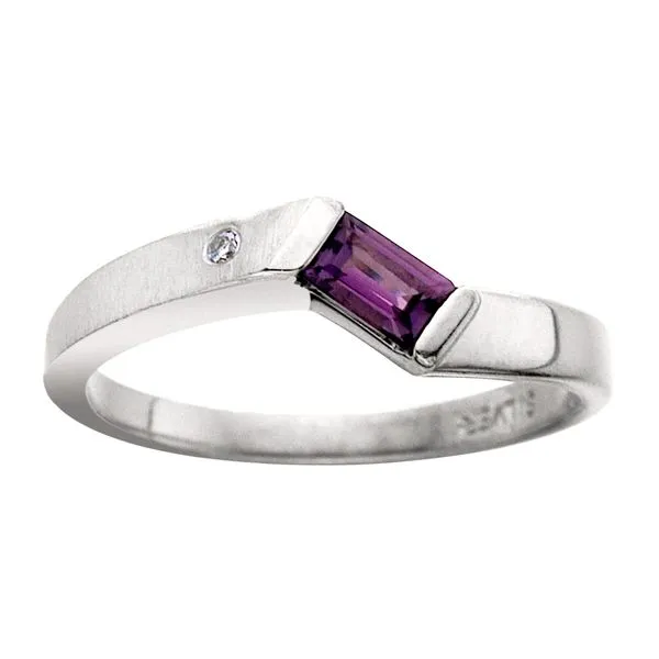 SS Amethyst Ring Image 2 Tennies Jewelry Appleton, WI