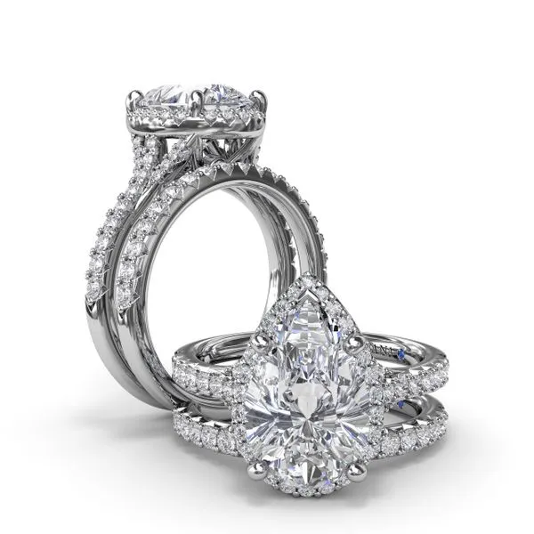 Split Shank Diamond Halo Engagement Ring  Image 4 Molinelli's Jewelers Pocatello, ID