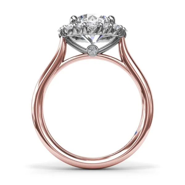 Graduated Halo Diamond Engagement Ring Image 2 Quenan's Fine Jewelers Georgetown, TX