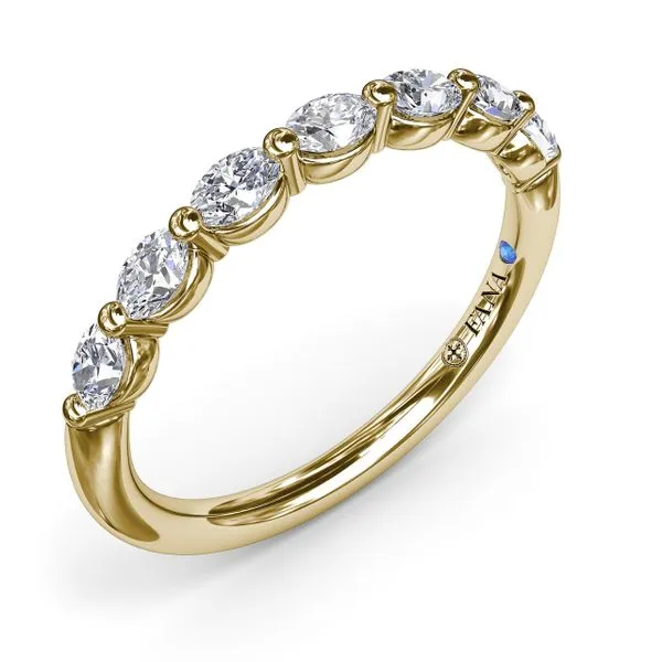 Angelic Oval Diamond Band Image 2 Steve Lennon & Co Jewelers  New Hartford, NY