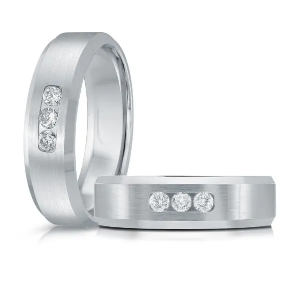DIAMOND WEDDING BAND Image 3 Thomas A. Davis Jewelers Holland, MI