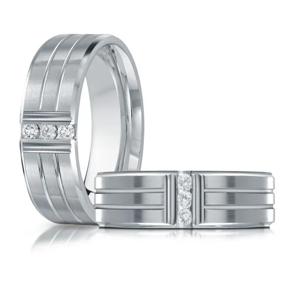 DIAMOND WEDDING BAND Image 3 Thomas A. Davis Jewelers Holland, MI