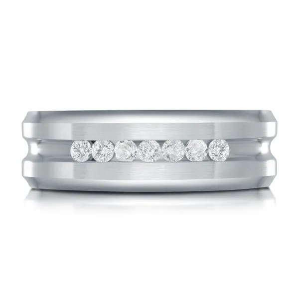 DIAMOND WEDDING BAND Image 2 Becker's Jewelers Burlington, IA