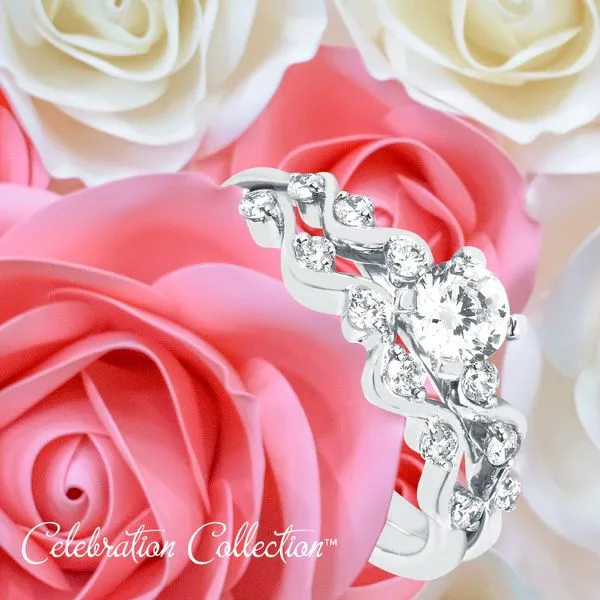 14k White Gold Bridal Set Image 5 Richard's Jewelry Berne, IN