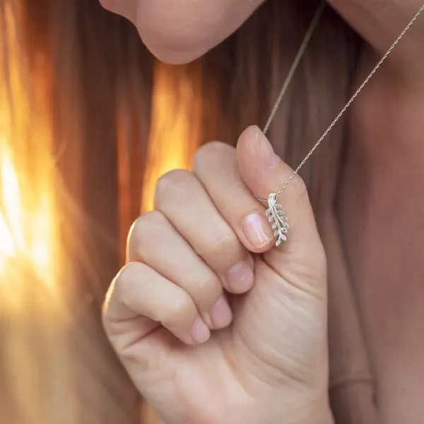 14k White Gold Diamond Pendant Image 2 Atlanta West Jewelry Douglasville, GA