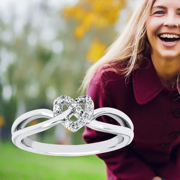 Sterling Silver Fashion Ring Image 3 Nesemann's Diamond Center Plymouth, WI