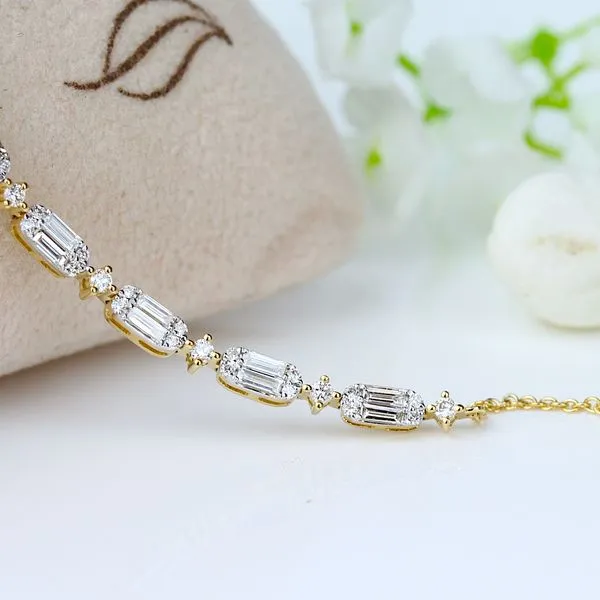 Parade In Fashion Bracelet Image 3 Studio D Jewelers Woodstock, IL