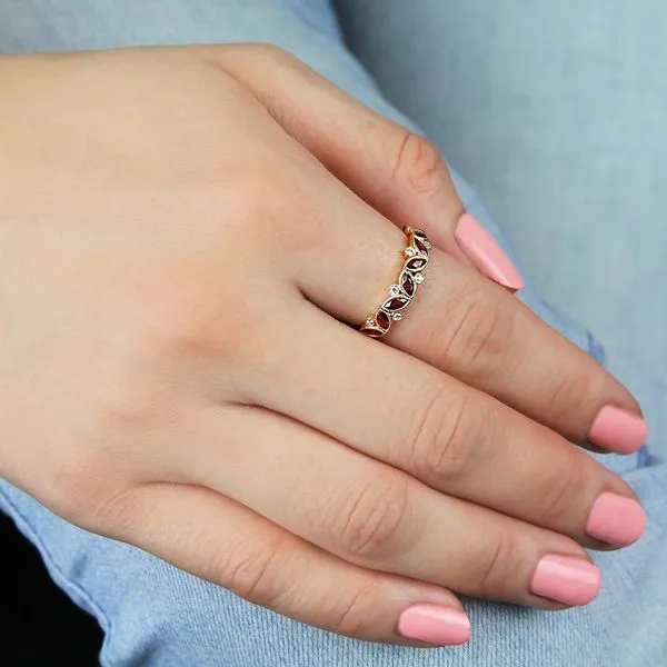 Parade In Color Color RIng Image 4 Studio D Jewelers Woodstock, IL