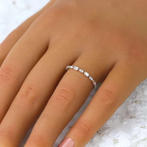 Parade In Fashion Band Image 3 Studio D Jewelers Woodstock, IL